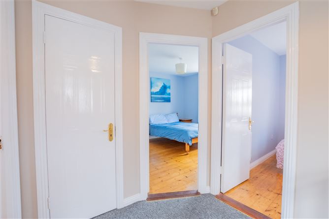 28 The Crescent, Lakepoint Park, Mullingar, Westmeath