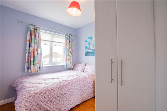 28 The Crescent, Lakepoint Park, Mullingar, Westmeath