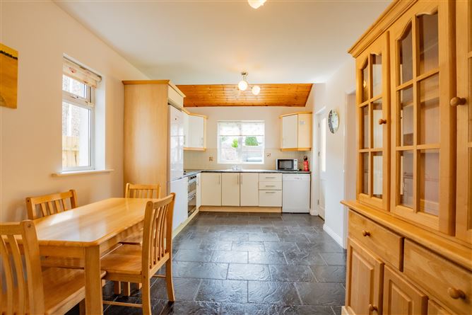 28 The Crescent, Lakepoint Park, Mullingar, Westmeath