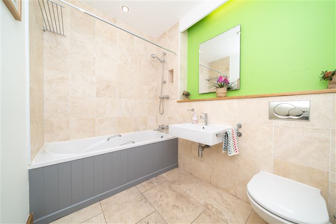 5 James Plunkett House, Grattan Crescent  , Inchicore, Dublin 8
