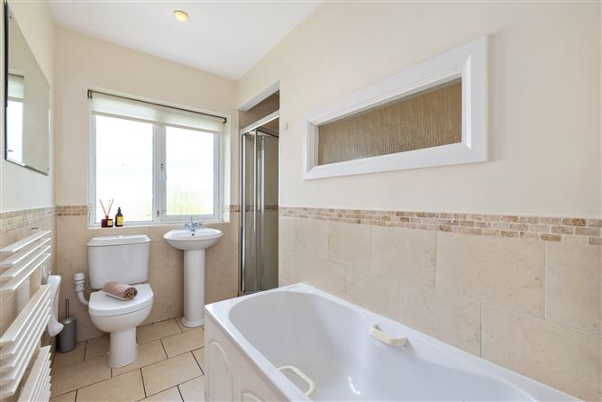 68 Rosemount Estate, Dundrum, Dublin 14