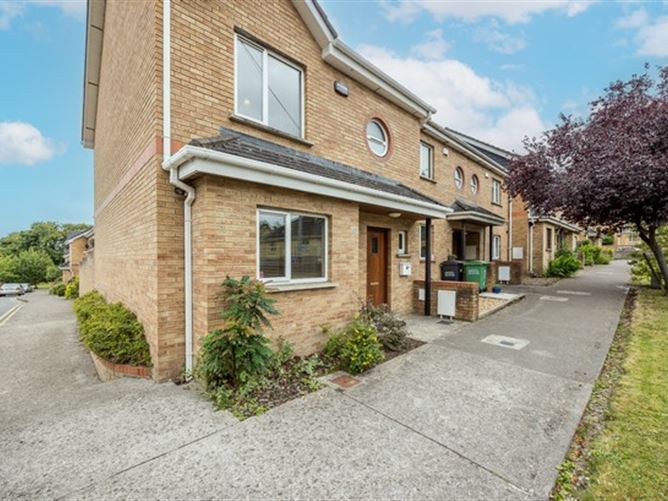 1The Village Green, Ratoath, Meath