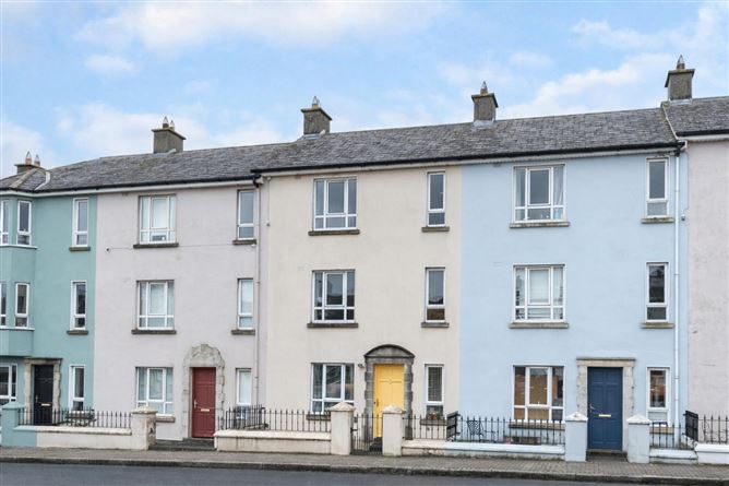 Sursum Corda, 3 Merchant's Place, Stephen Street, Dunlavin, Wicklow