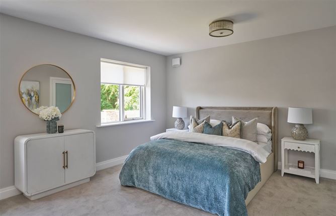 https://photos-a.propertyimages.ie/media/9/3/2/5002239/c0df09a8-f32a-4aca-b5dd-3c95d2ccfb51_l.jpg