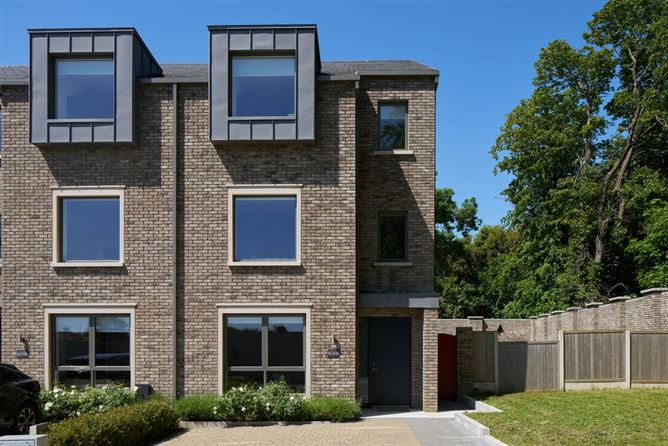 https://photos-a.propertyimages.ie/media/9/3/2/5002239/c0df09a8-f32a-4aca-b5dd-3c95d2ccfb51_l.jpg