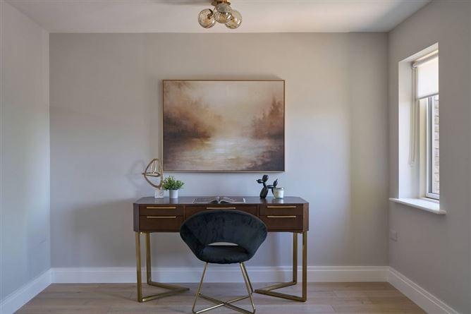 https://photos-a.propertyimages.ie/media/9/3/2/5002239/c0df09a8-f32a-4aca-b5dd-3c95d2ccfb51_l.jpg