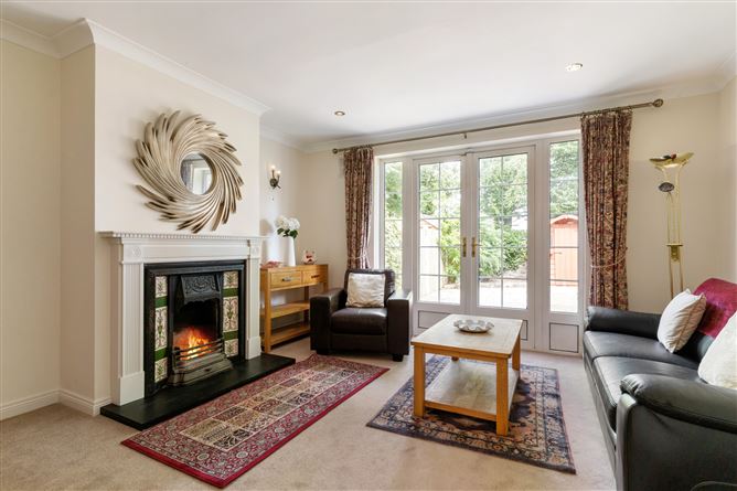 8 Lansdowne Square, Herbert Road, Sandymount, Dublin 4