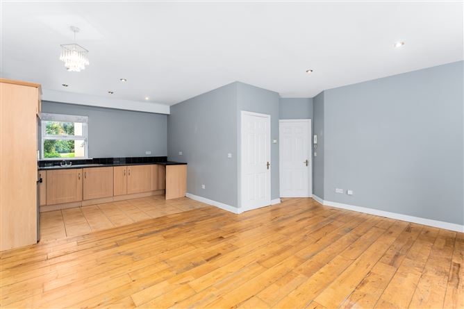 14 Brownsbarn Gardens, Kingswood, Dublin 22