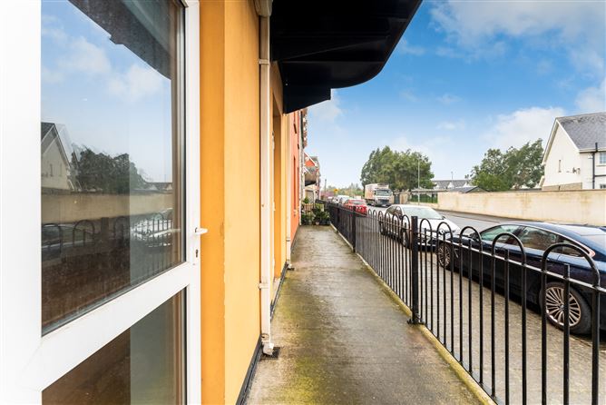 14 Brownsbarn Gardens, Kingswood, Dublin 22