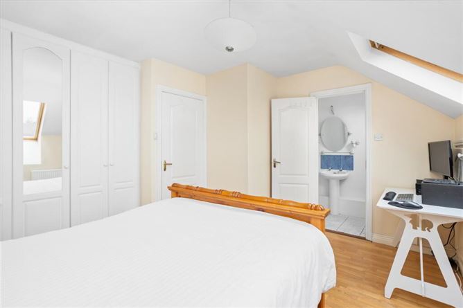 73 Fforster Lawn, Lucan, Dublin