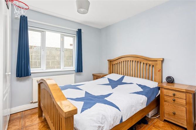 73 Fforster Lawn, Lucan, Dublin