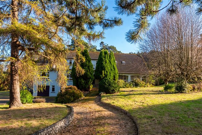 https://photos-a.propertyimages.ie/media/9/3/3/4844339/431bab2a-598d-488b-a30e-8e51d749e8ad_l.jpg