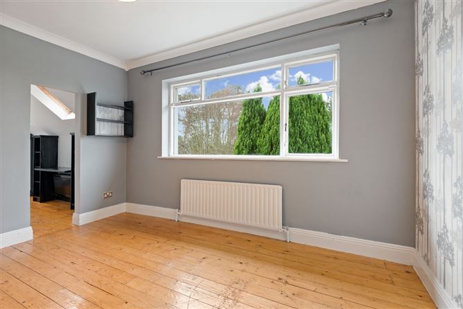 https://photos-a.propertyimages.ie/media/9/3/3/4844339/431bab2a-598d-488b-a30e-8e51d749e8ad_l.jpg
