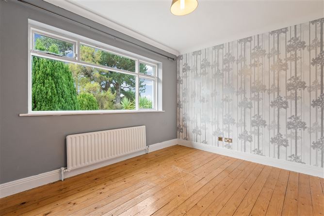 https://photos-a.propertyimages.ie/media/9/3/3/4844339/431bab2a-598d-488b-a30e-8e51d749e8ad_l.jpg