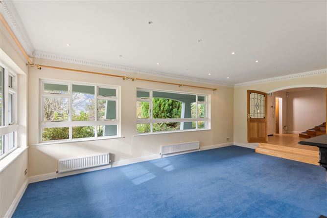 https://photos-a.propertyimages.ie/media/9/3/3/4844339/431bab2a-598d-488b-a30e-8e51d749e8ad_l.jpg