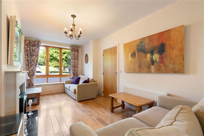 9 Belarmine Crescent, Belarmine, Stepaside, Dublin 18, Co. Dublin