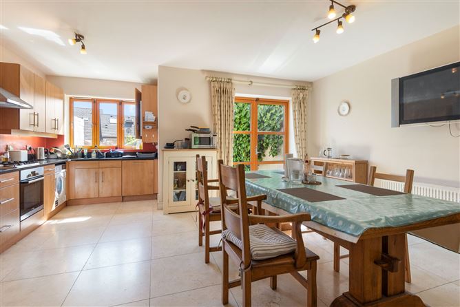 9 Belarmine Crescent, Belarmine, Stepaside, Dublin 18, Co. Dublin