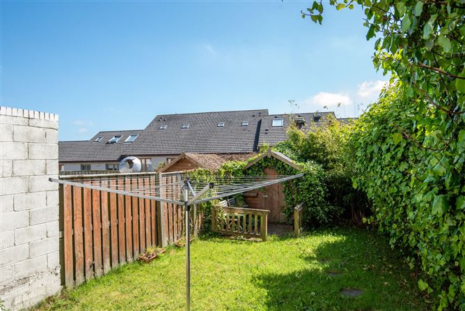 9 Belarmine Crescent, Belarmine, Stepaside, Dublin 18, Co. Dublin