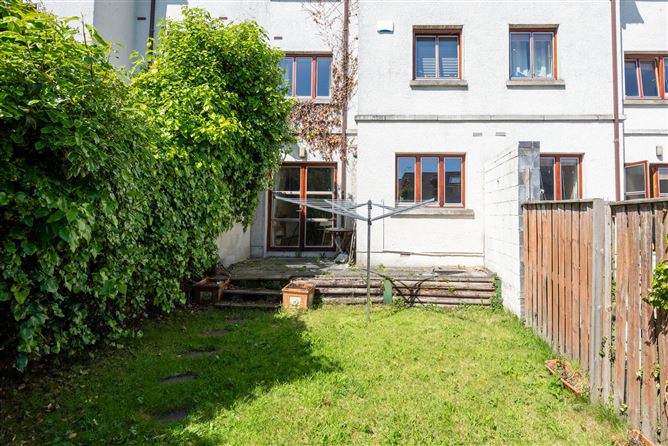 9 Belarmine Crescent, Belarmine, Stepaside, Dublin 18, Co. Dublin
