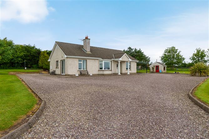 Pine Springs, Killuntin South, Kildinan, Watergrasshill, Cork