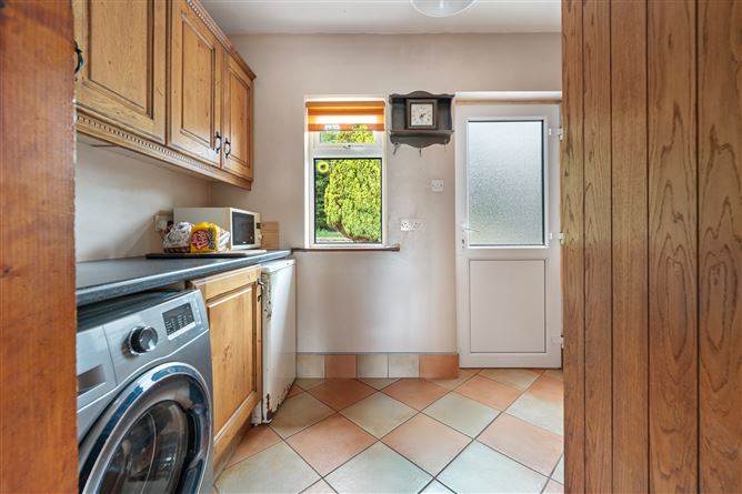 Pine Springs, Killuntin South, Kildinan, Watergrasshill, Cork