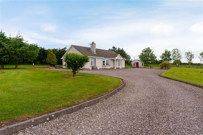 Pine Springs, Killuntin South, Kildinan, Watergrasshill, Cork