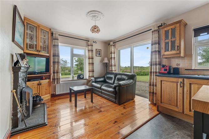Pine Springs, Killuntin South, Kildinan, Watergrasshill, Cork