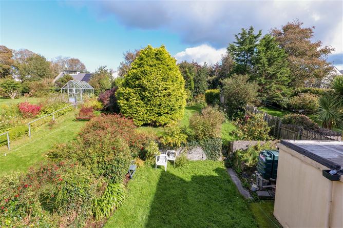 Lisnagry, 54 Devon Park, Salthill, Galway