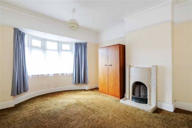 Lisnagry, 54 Devon Park, Salthill, Galway