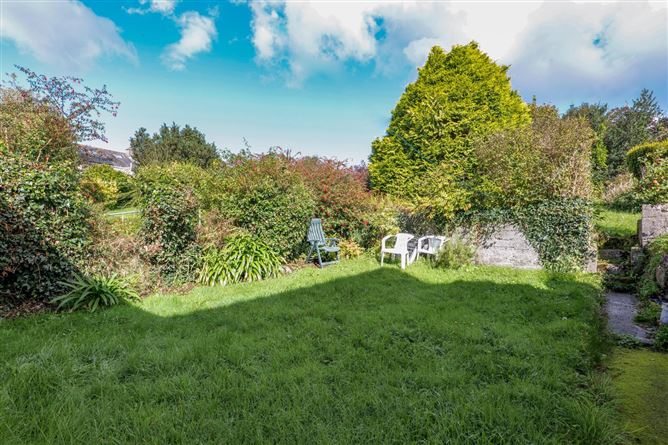 Lisnagry, 54 Devon Park, Salthill, Galway