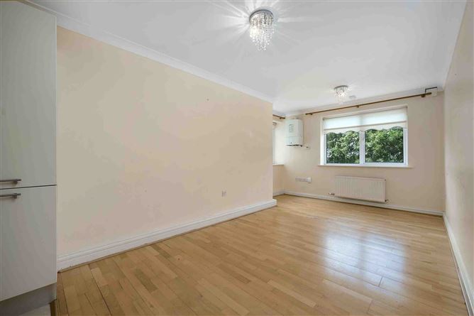 Eaton Way, Rathcoole, Co. Dublin