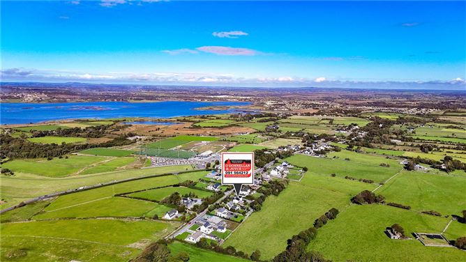Treanlaur, Maree, Oranmore, Co. Galway