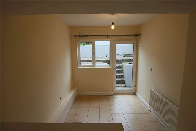 2 Kingston Terrace, Carrick-On-Shannon, Co. Leitrim