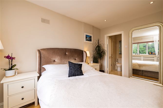 71 Churchfields, Dundrum, Dublin 14