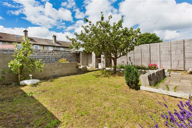 75 Saint Patrick's Crescent, Monkstown, County Dublin