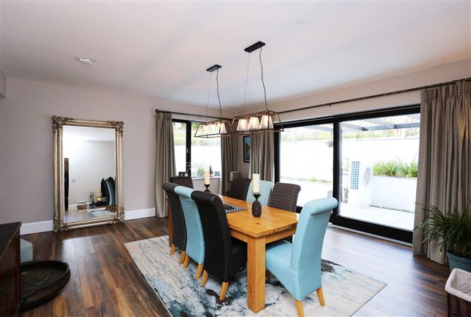 3 Hillfield, Ferndale Road, Rathmichael, Dublin 18