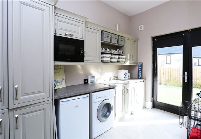 3 Hillfield, Ferndale Road, Rathmichael, Dublin 18