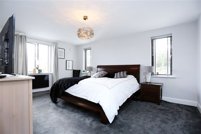 3 Hillfield, Ferndale Road, Rathmichael, Dublin 18