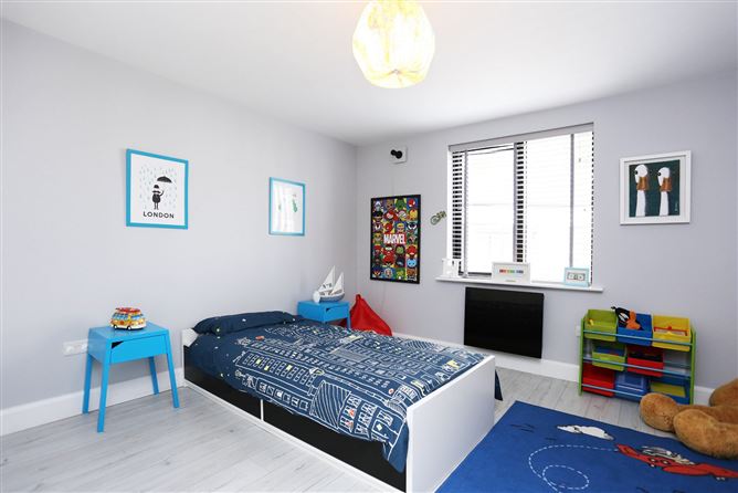 3 Hillfield, Ferndale Road, Rathmichael, Dublin 18