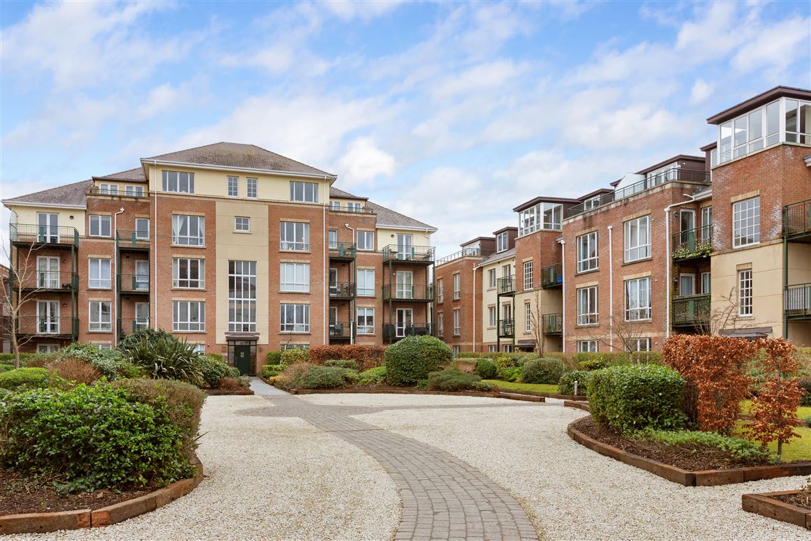 8 Linden Court, House 4, Grove Avenue, Blackrock, Dublin