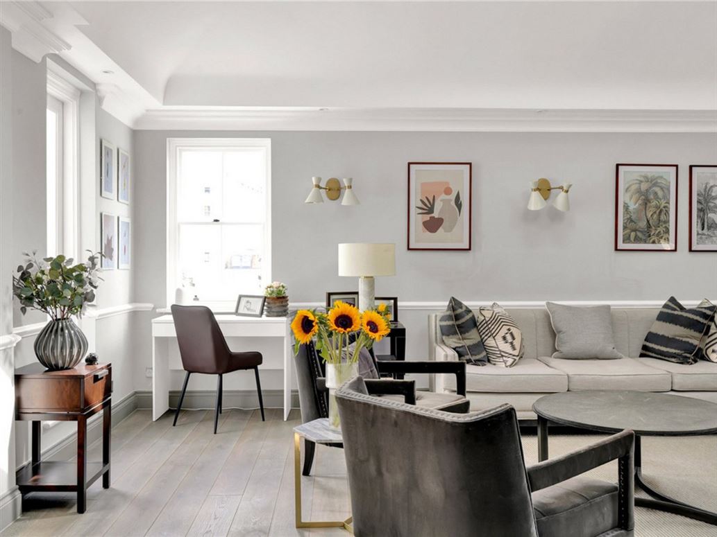 The Kensington Crown,London,Greater London,United Kingdom