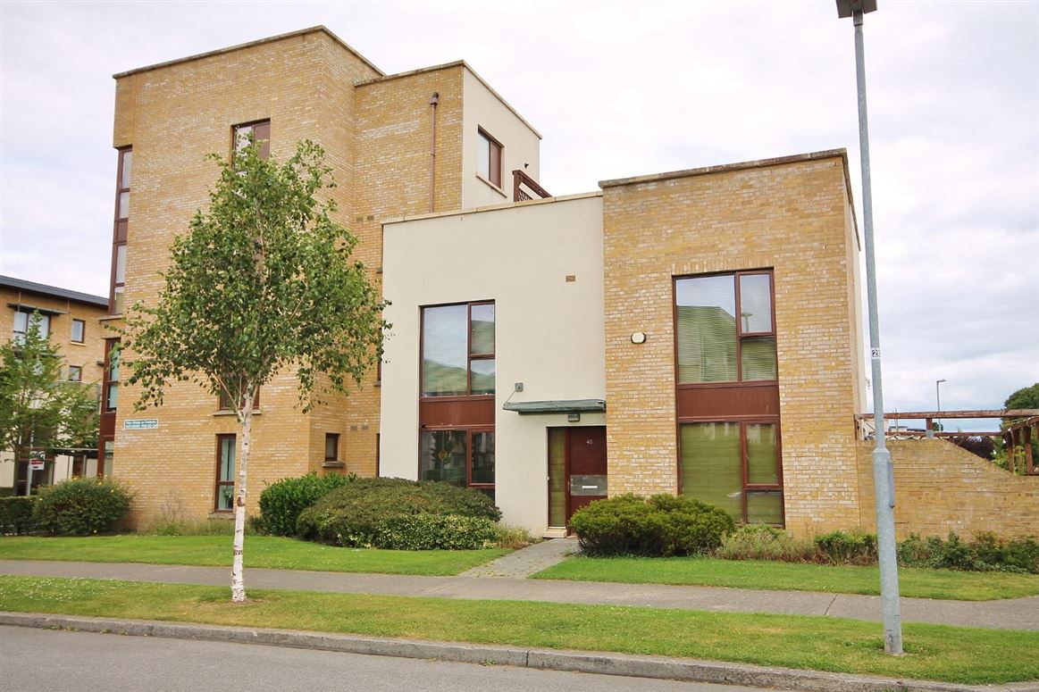 40 Castlegate Park, Adamstown, Lucan, Co. Dublin