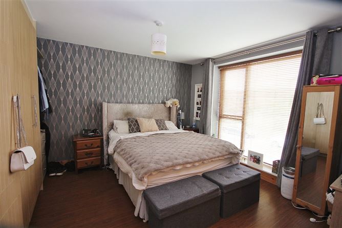 40 Castlegate Park, Adamstown, Lucan, Co. Dublin