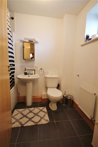 40 Castlegate Park, Adamstown, Lucan, Co. Dublin