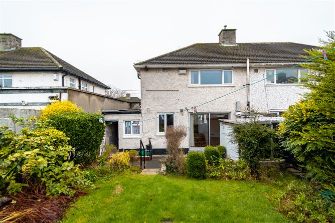 9 Shanowen Grove, Santry, Dublin 9