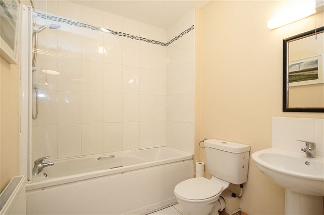 11 College Avenue, College Park, Kilkenny, Kilkenny
