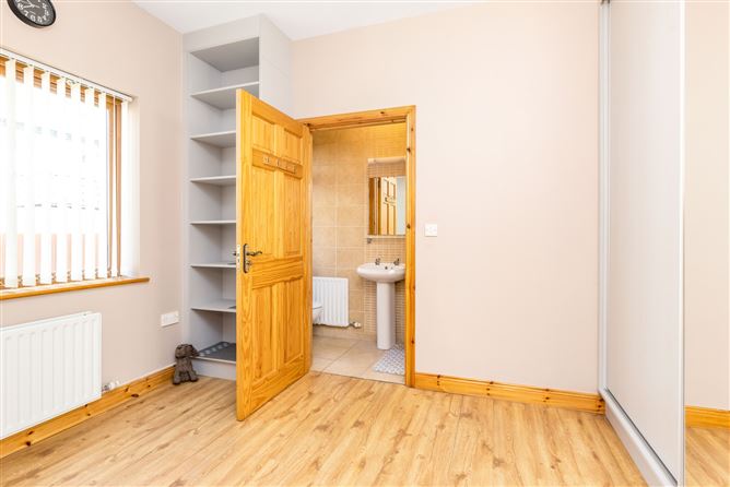 6 Cois Na Habhainn, Cootehill Road, Cavan