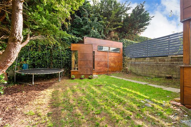 8 Beech Park Avenue, Foxrock, Dublin 18