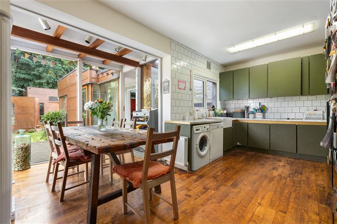 8 Beech Park Avenue, Foxrock, Dublin 18