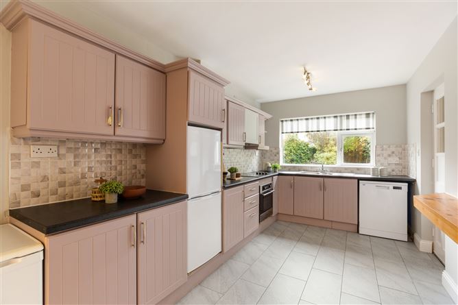 12 Sandyford Hall Court, Sandyford, Dublin 18